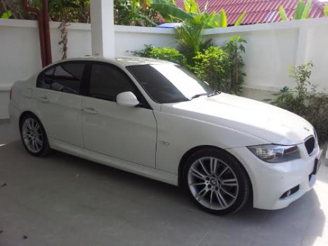 BMW  SERIES 3